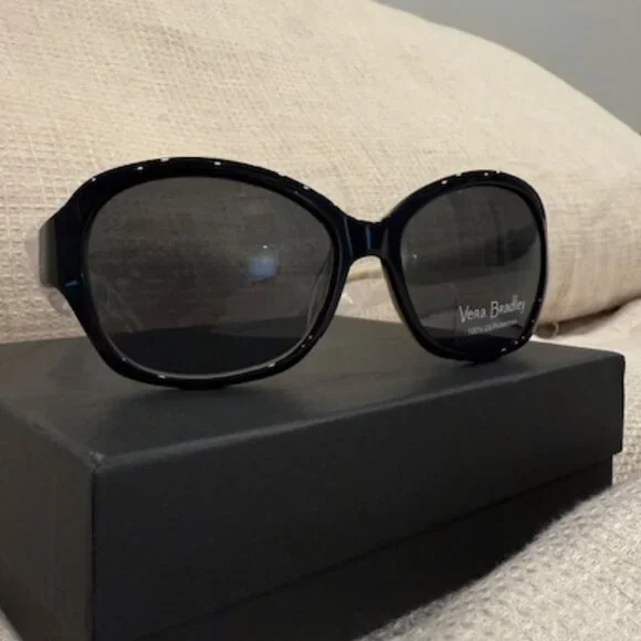 New-Unworn VERA BRADLEY 56mm Round Sunglasses -Floral - Picture 3 of 11